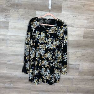 J. Jill Black Floral Patterned Top